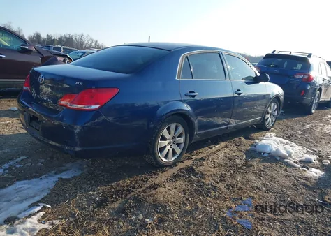 2007 Toyota Avalon Xls z USA, uszkodzony, nr VIN 4T1BK36B07U211758